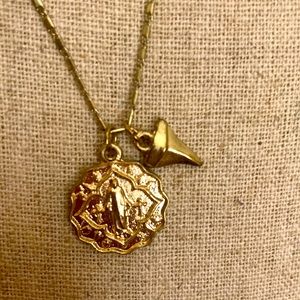 Brigette Bardot 27cm Madonna and horn  🍀 charm